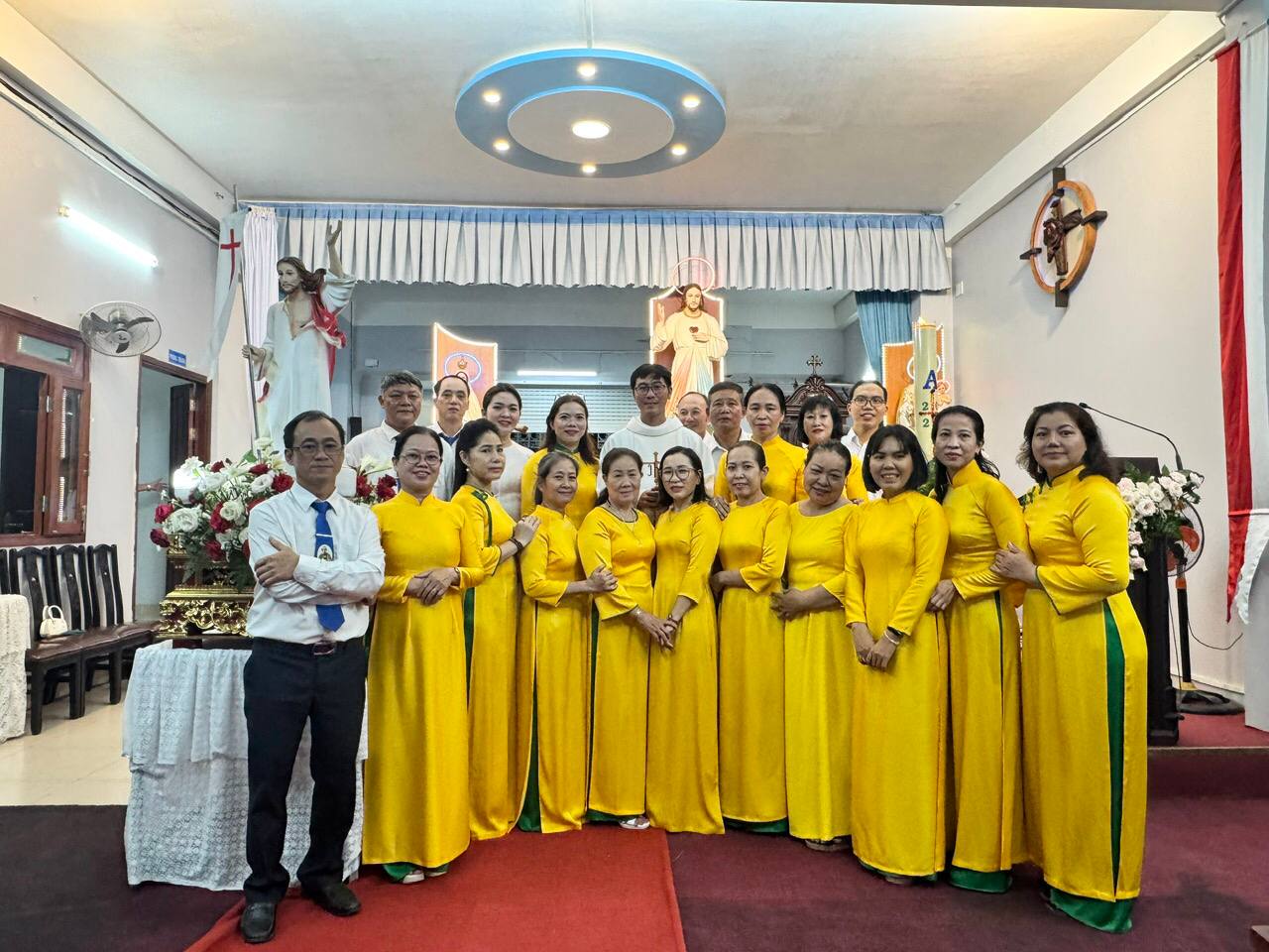 Ca Đoàn Thánh Gia
